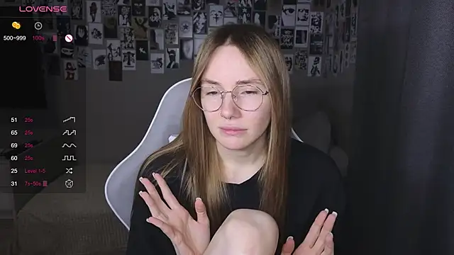 littlevildevil online show from 03.31.26