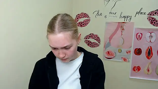 MademoiselleCl online show from 02.05.25