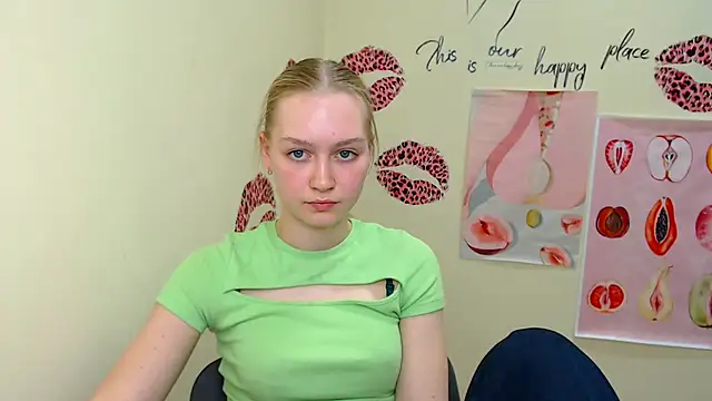 MademoiselleCl online show from 02.22.25