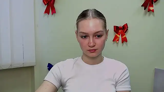 MademoiselleCl online show from 02.25.25