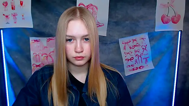 Snapshot of MademoiselleCl chatting on 02.20.26 MademoiselleCl online show from 02.20.26