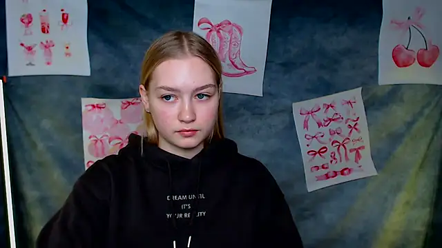 Snapshot of MademoiselleCl chatting on 02.21.26 MademoiselleCl online show from 02.21.26