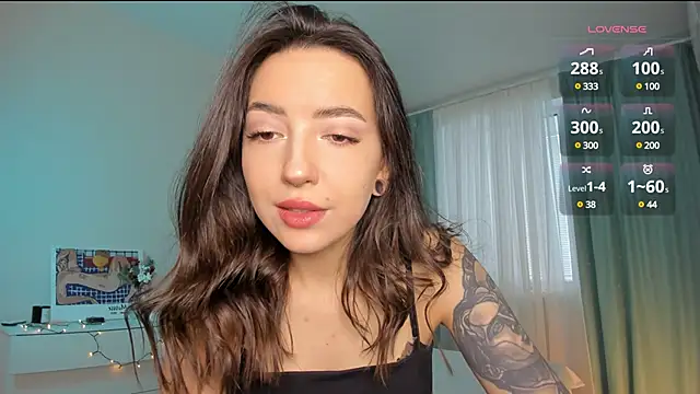 Oh My Dianee online show from 12.28.24