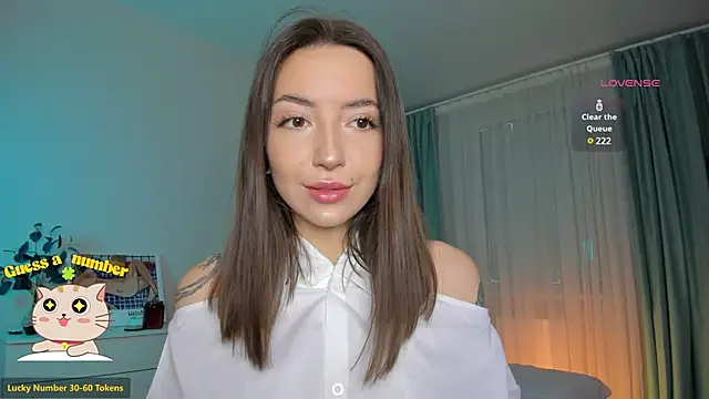 Oh My Dianee online show from 03.11.25