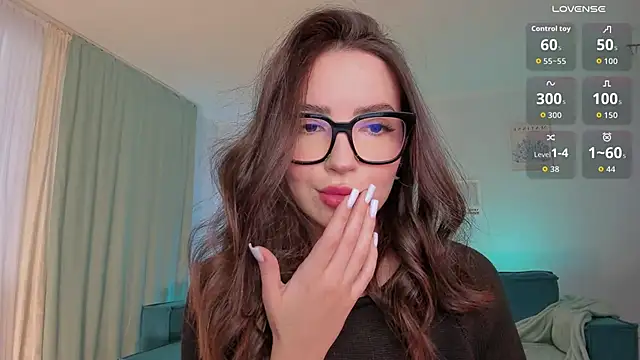 Oh My Dianee online show from 03.19.26