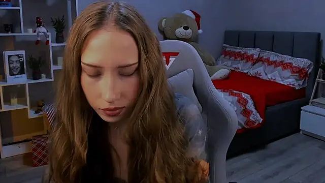 AlexaHarmon online show from 12.04.25