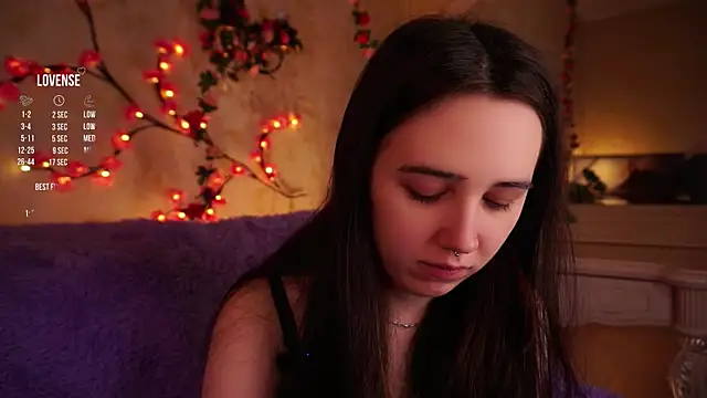 GillianDowdey online show from 11.15.25