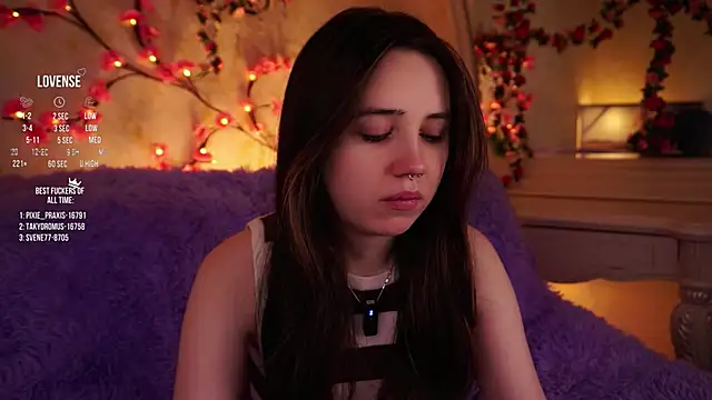 GillianDowdey online show from 11.26.25