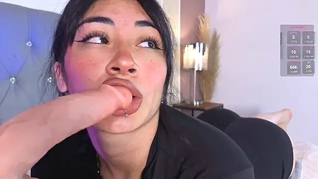 aprildreams19 online show from 12.04.25