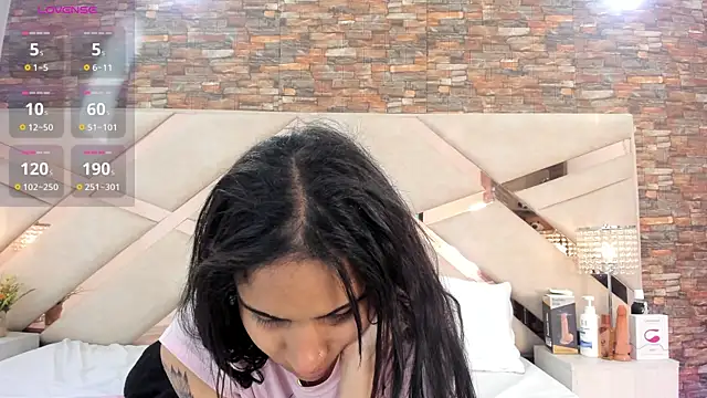 sophie pariss online show from 09.22.25