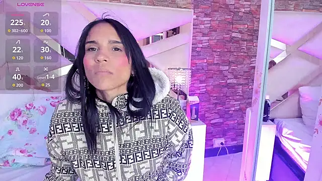 sophie pariss online show from 10.19.25