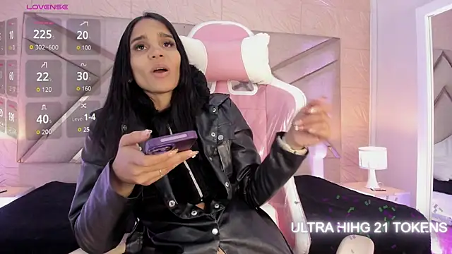 sophie pariss online show from 03.30.26