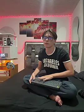 Alex and Fabian online show from 05.25.26