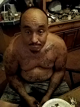 Snapshot of wilsons12 chatting on 09.11.25 wilsons12 online show from 09.11.25