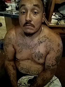 Snapshot of wilsons12 chatting on 09.28.25 wilsons12 online show from 09.28.25