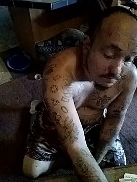 Snapshot of wilsons12 chatting on 10.03.25 wilsons12 online show from 10.03.25