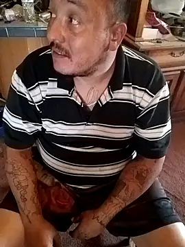 Snapshot of wilsons12 chatting on 10.11.25 wilsons12 online show from 10.11.25