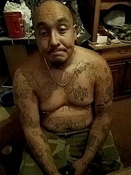 Snapshot of wilsons12 chatting on 10.16.25 wilsons12 online show from 10.16.25