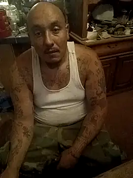 Snapshot of wilsons12 chatting on 10.18.25 wilsons12 online show from 10.18.25