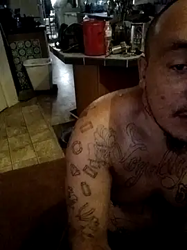 Snapshot of wilsons12 chatting on 10.22.25 wilsons12 online show from 10.22.25