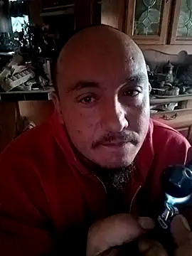 Snapshot of wilsons12 chatting on 11.20.25 wilsons12 online show from 11.20.25