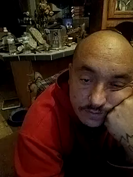 Snapshot of wilsons12 chatting on 11.28.25 wilsons12 online show from 11.28.25