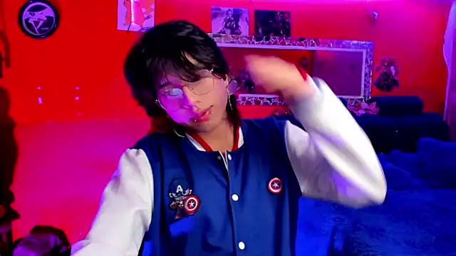 Snapshot of AnggelONfiree chatting on 01.15.25 AnggelONfiree online show from 01.15.25