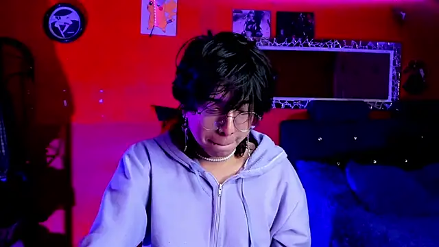 Snapshot of AnggelONfiree chatting on 01.23.25 AnggelONfiree online show from 01.23.25