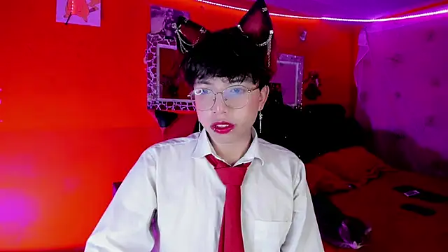 Snapshot of AnggelONfiree chatting on 10.14.25 AnggelONfiree online show from 10.14.25