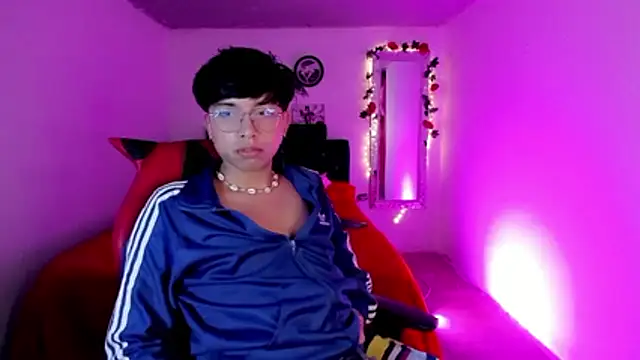 AnggelONfiree online show from 11.26.25