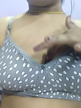 Snapshot of cute_riya0 chatting on 12.02.24 cute riya0 online show from 12.02.24