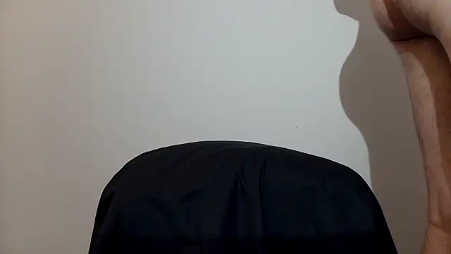 Snapshot of VariantHalf93 chatting on 09.08.25 VariantHalf93 online show from 09.08.25