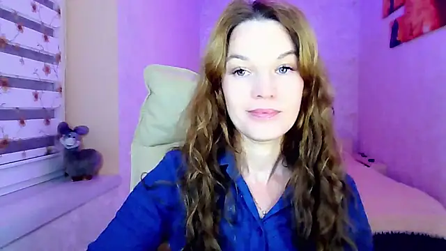 impossibleluna online show from 10.02.25