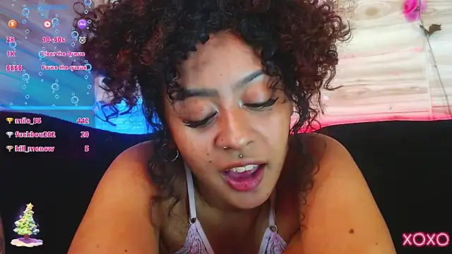 Snapshot of curly_anniz4_ chatting on 12.10.24 curly anniz4 online show from 12.10.24