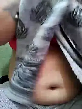 Snapshot of NepaliHotty chatting on 12.27.24 NepaliHotty online show from 12.27.24