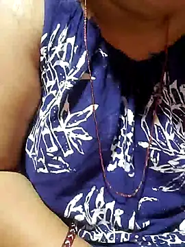 Snapshot of NepaliHotty chatting on 02.15.25 NepaliHotty online show from 02.15.25