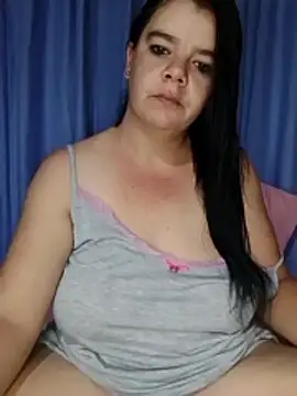 Hornyparratjie online show from 03.21.26