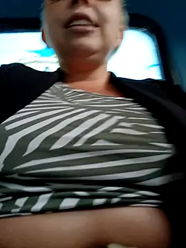 madelaine- online show from 01.02.25