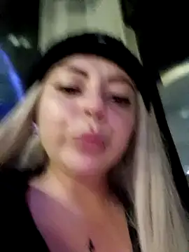 madelaine- online show from 01.25.25