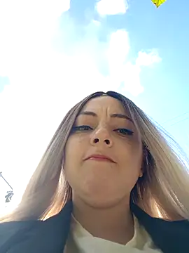 madelaine- online show from 09.14.25