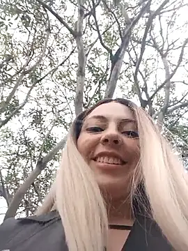 madelaine- online show from 09.15.25