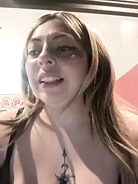 madelaine- online show from 12.18.25