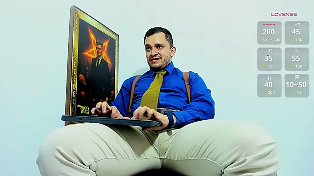 Snapshot of tony_landri chatting on 05.15.26 tony landri online show from 05.15.26