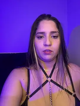 Snapshot of valentina_jonnes1 chatting on 05.17.26 valentina jonnes1 online show from 05.17.26