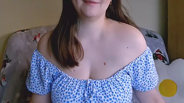 ChubbyMaia online show from 01.02.25