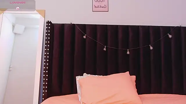 littleebonymommy online show from 09.24.25