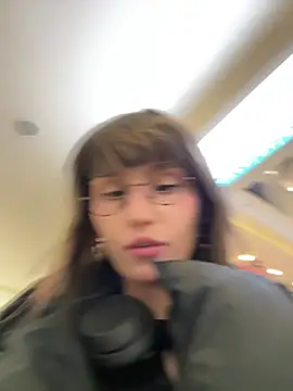 Snapshot of bigbabykiki chatting on 02.16.25 bigbabykiki online show from 02.16.25