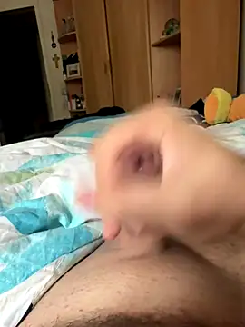 Snapshot of Gartengolem chatting on 09.13.25 Gartengolem online show from 09.13.25