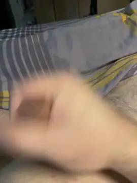 Snapshot of Gartengolem chatting on 11.23.25 Gartengolem online show from 11.23.25