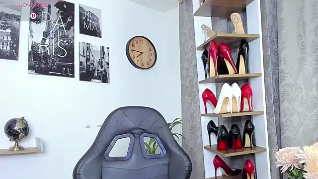 SophieBaker   online show from 03.09.26